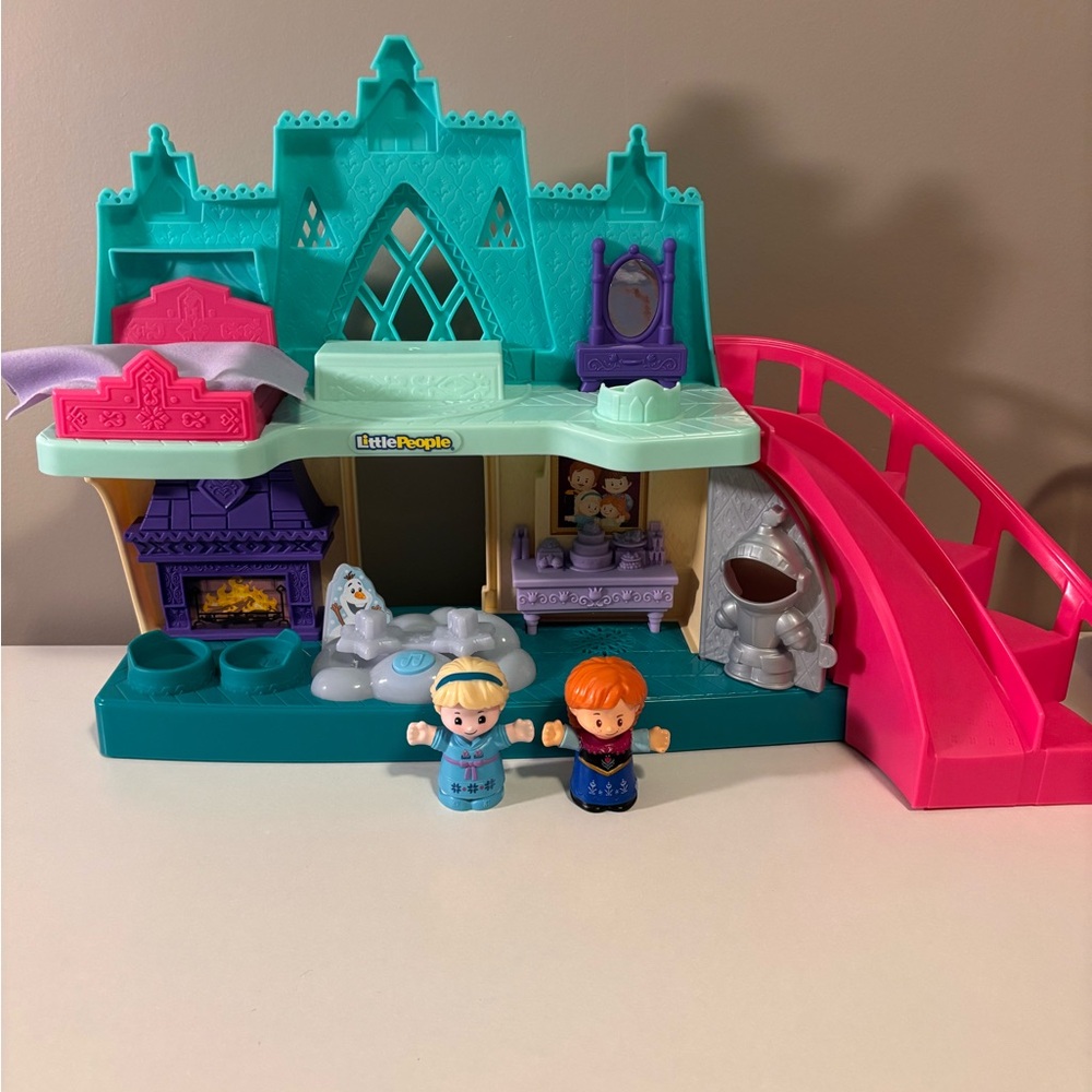 Fisher-Price Little People Disney Frozen Arendelle Castle